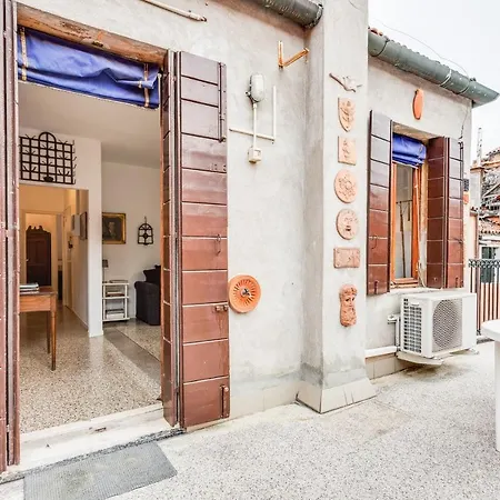 Apartament Guesthost - Ca Lu Vintage Flat Con Vista Su San Marco! Wenecja