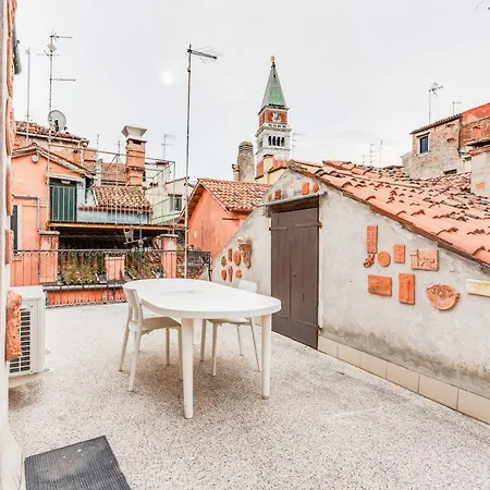 Apartamento Guesthost - Ca Lu Vintage Flat Con Vista Su San Marco! Veneza